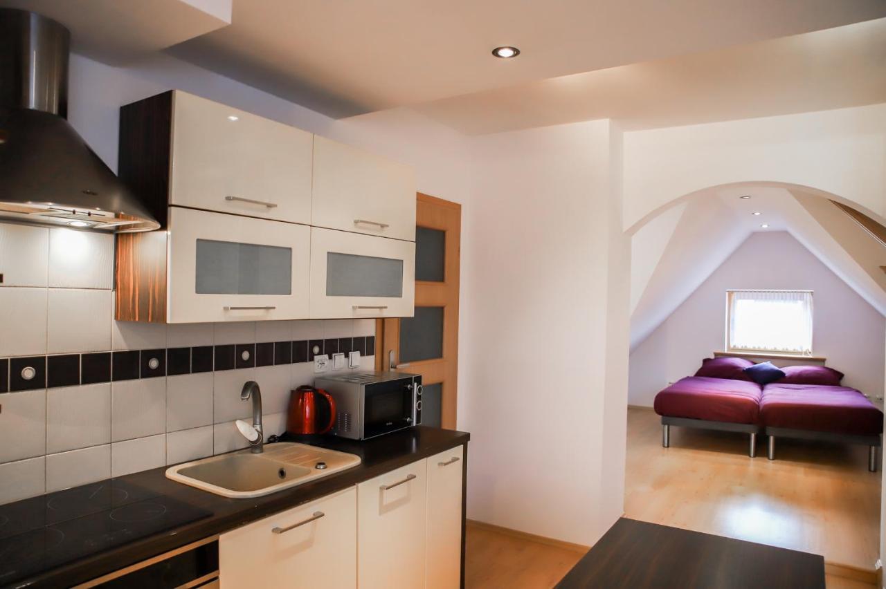 Lovely Apartment In City Center Of Jelenia Gora. エクステリア 写真