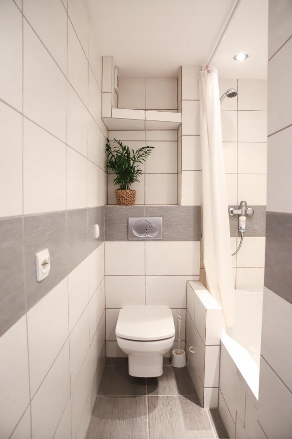 Lovely Apartment In City Center Of Jelenia Gora. エクステリア 写真
